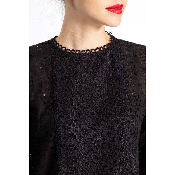 Vanessa Bruno Eyelet Lace Top in Black, size 34. Fits like a size XS - Picture 3 of 9